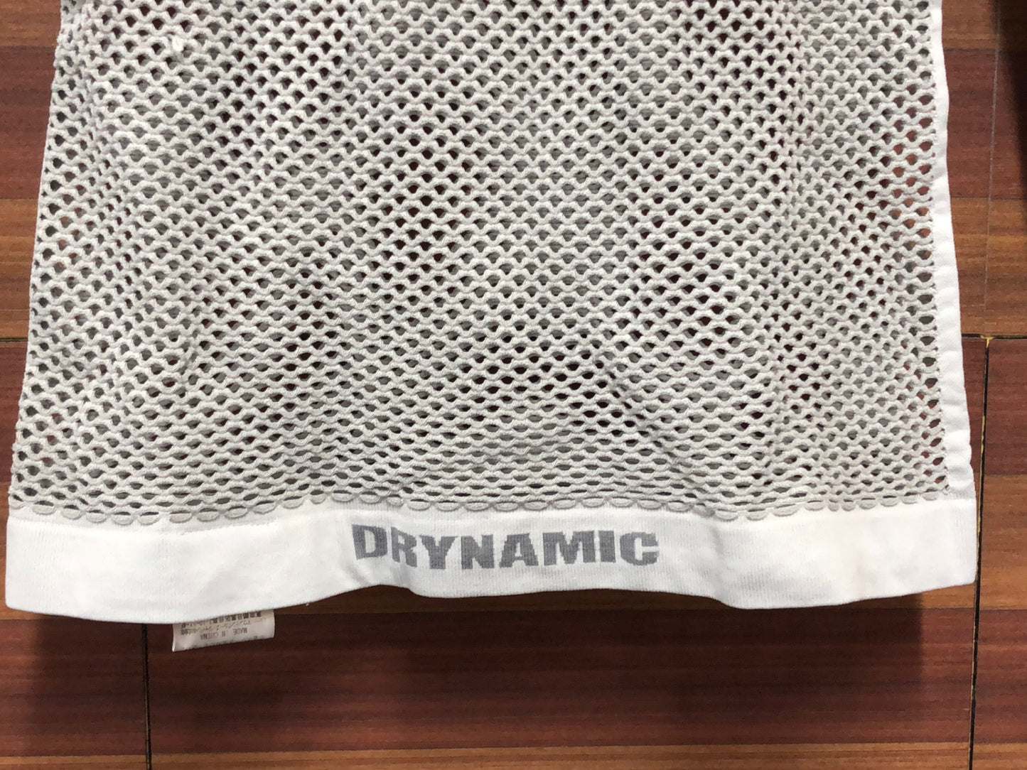 IQ818 ミレー MILLET 長袖 べースレイヤー 白 S-M