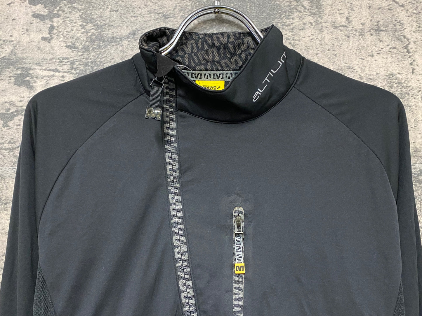 IZ549 マヴィック MAVIC 長袖サイクルジャージ 黒 M 擦れ