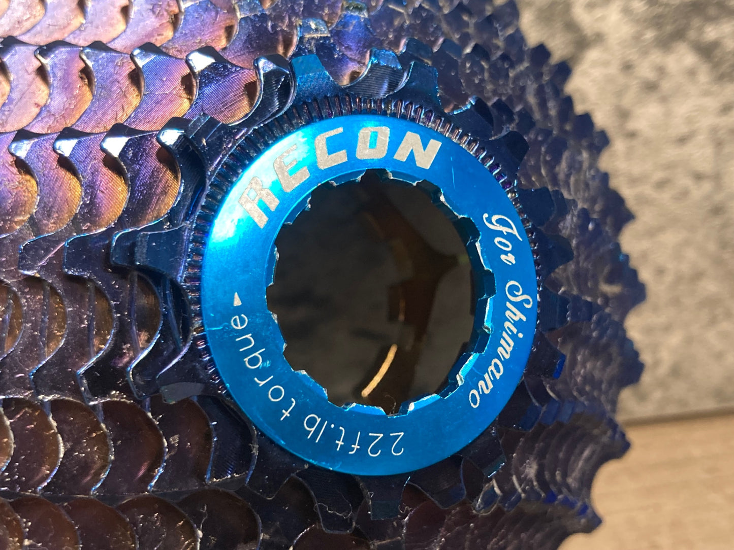 IQ633 レーコン Recon アロイ ALLOY ワンピース 軽量 スプロケット 11-30T 富士ブルー シマノ11s