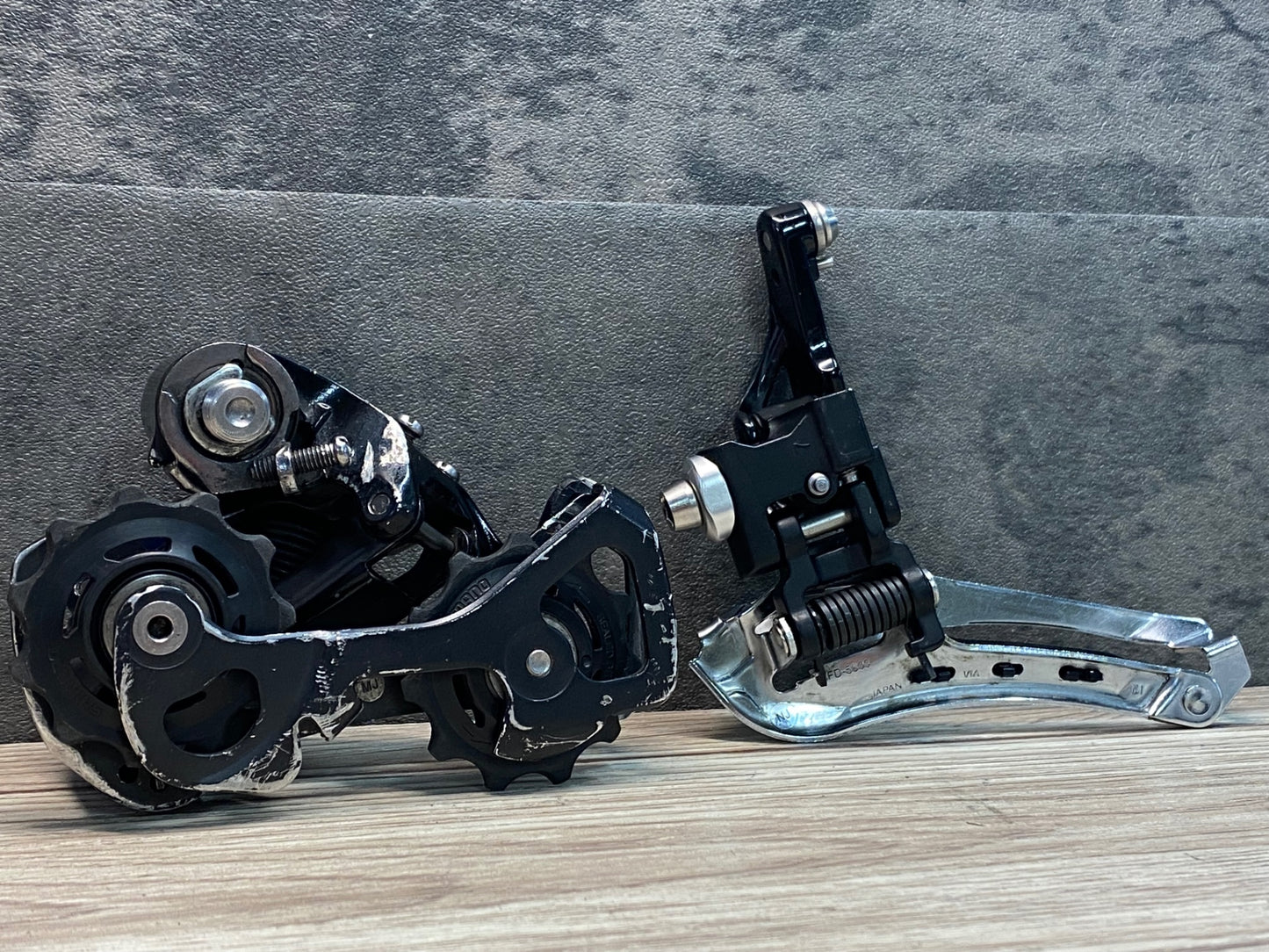 IS342 シマノ SHIMANO 105 FD-5800 RD-5800 前後ディレイラーセット ※プーリーケージ折れ