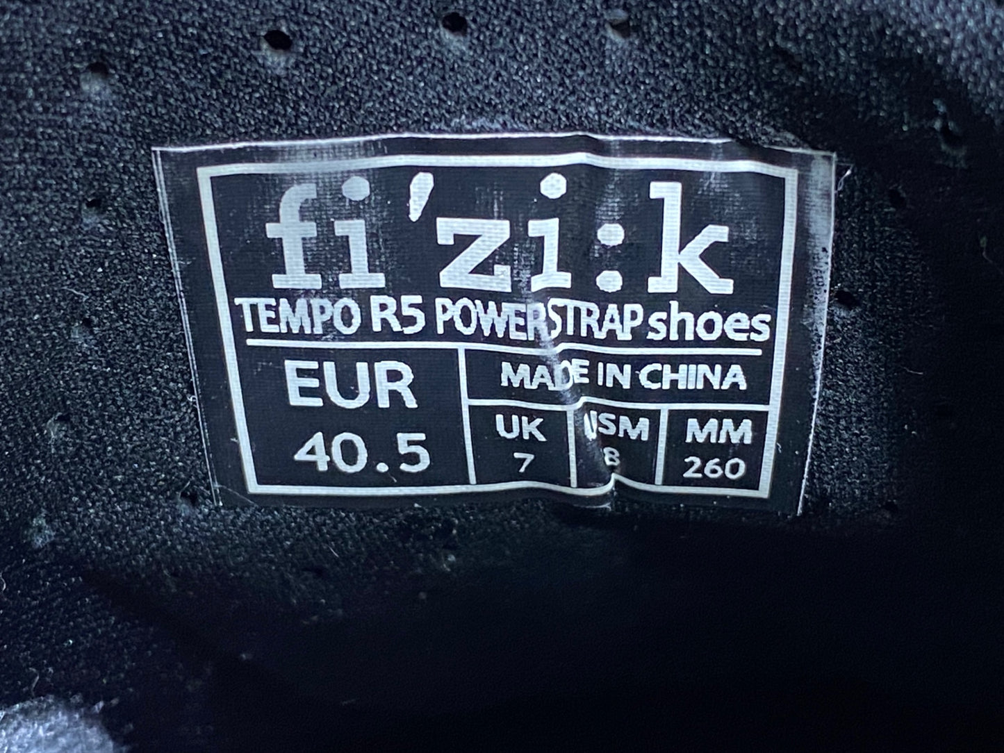 IY676 フィジーク fizi:k TEMPO POWERSTRAP R5 ビンディングシューズ 3穴 EU40.5 白 ※かかとやや削れ有り