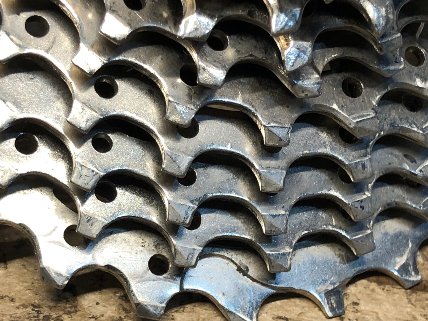 IE373 シマノ SHIMANO 105 CS-5800 スプロケット 11-28T 11S