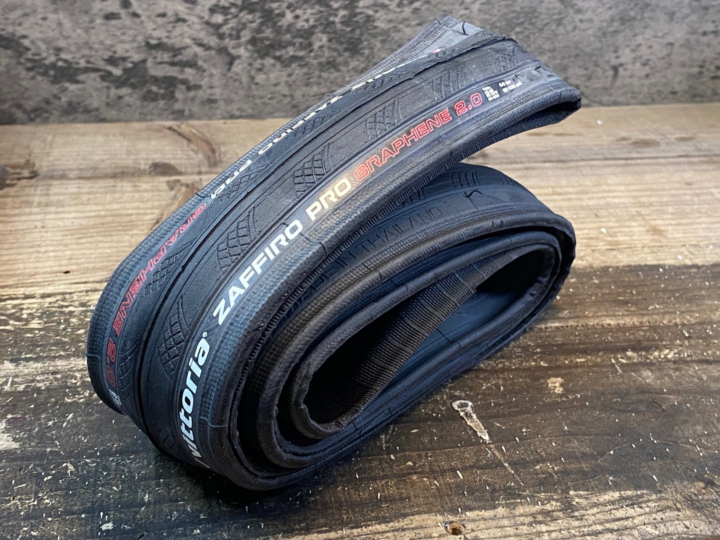 IW080 ヴィットリア vittoria ZAFFIRO PRO GRAPHENE 2.0 クリンチャー タイヤ 700x25C