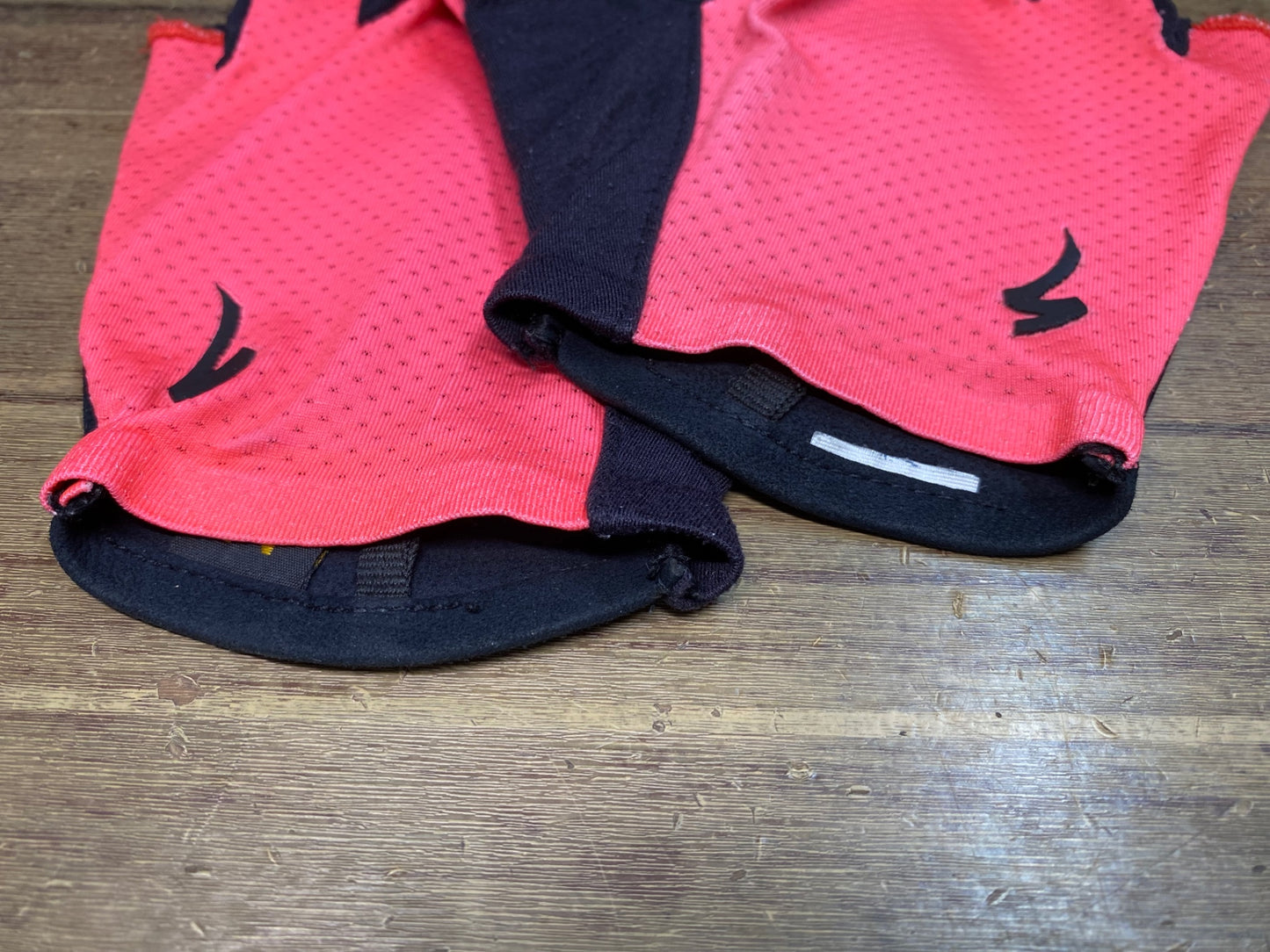 JB097 スペシャライズド SPECIALIZED 指切り グローブ 黒 ピンク M