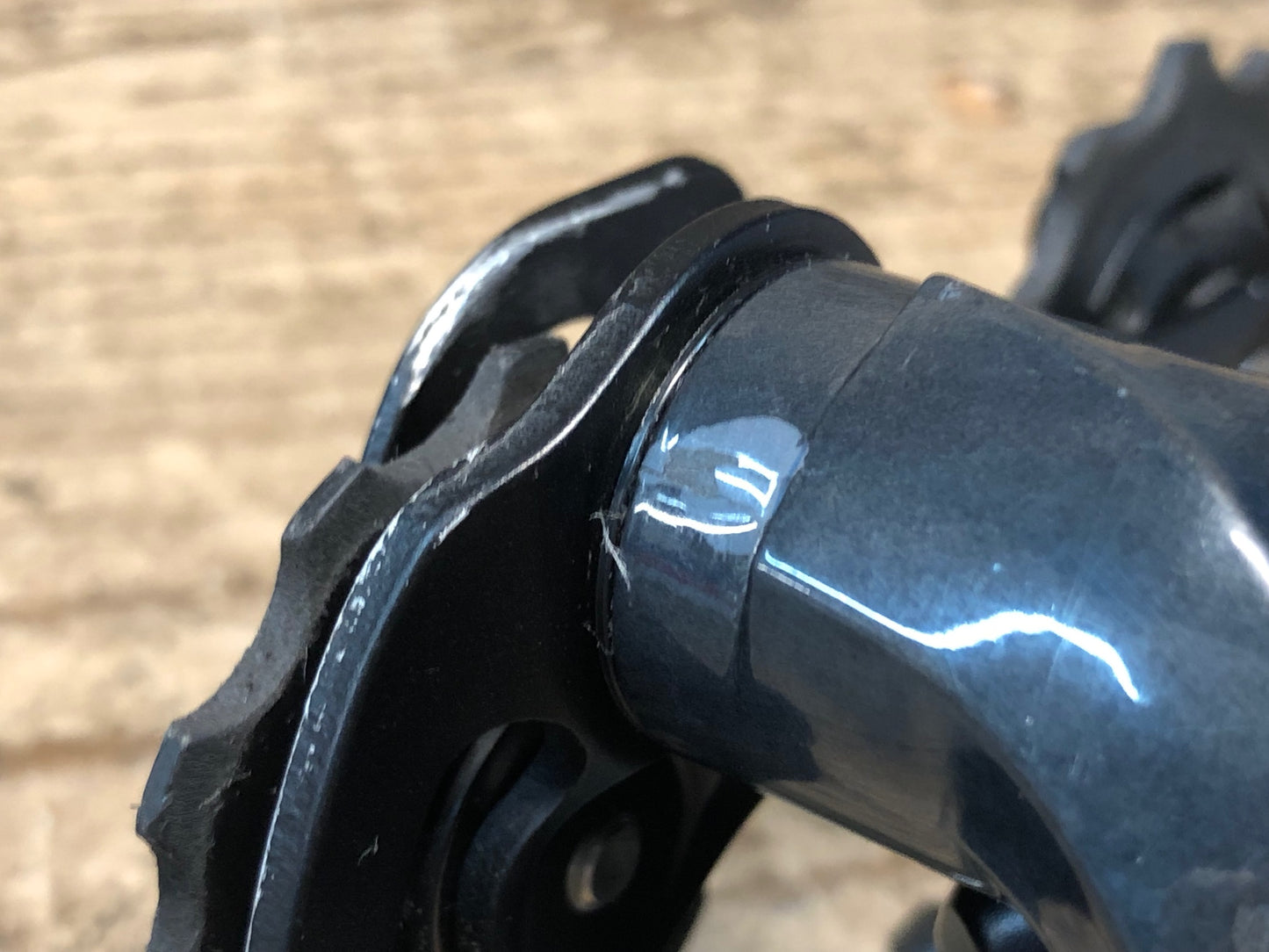 IL685 シマノ SHIMANO アルテグラ ULTEGRA RD-6800 SS リアディレイラー ※ひび割れ、プーリーゲージ曲がりのためジャンク品