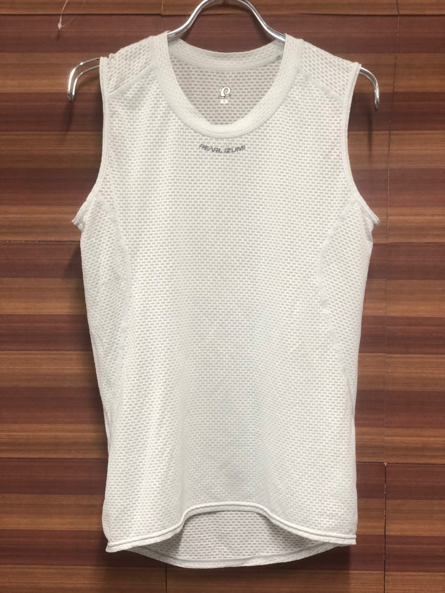 IP124 パールイズミ PEARL iZUMi ノースリーブ べースレイヤー 白 M ※ほつれ