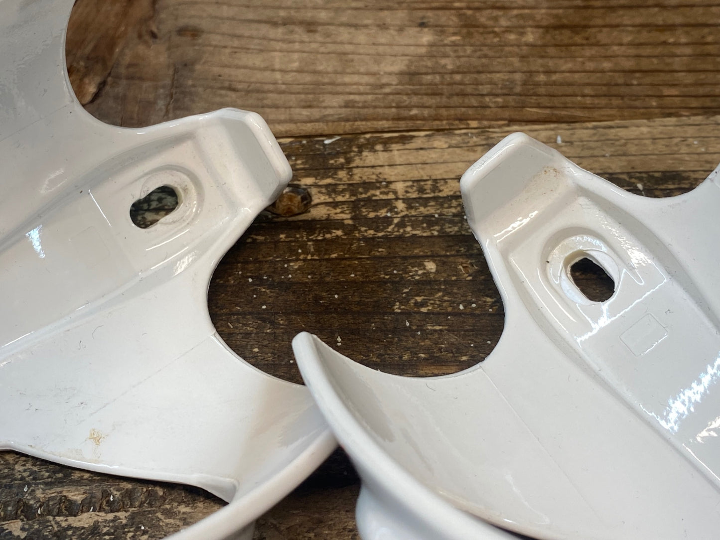 IT767 エリート ELITE CANNIBAL ボトルケージ