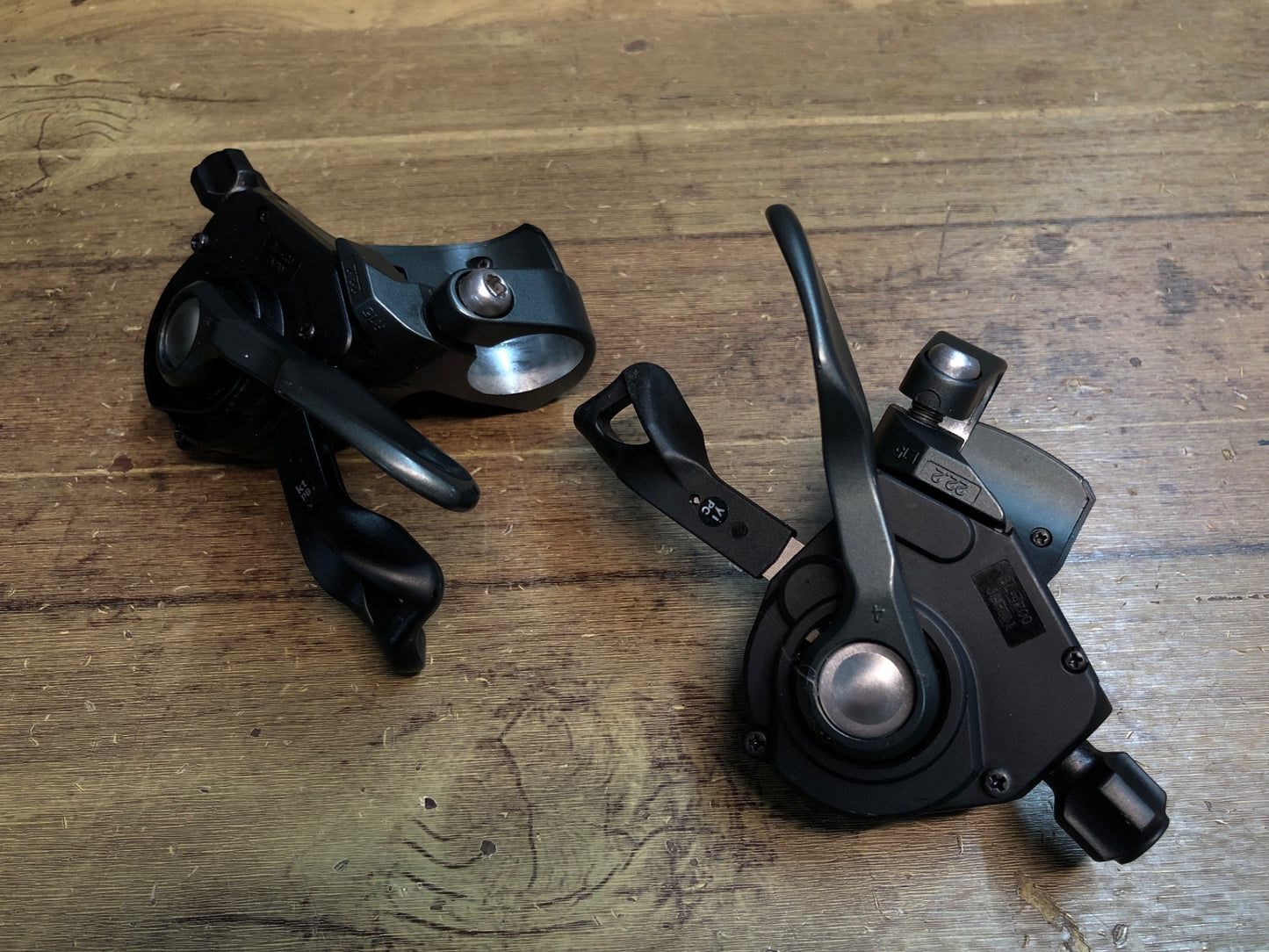 IN718 シマノ SHIMANO ティアグラ Tiagra SL-4700 シフトレバー 左右セット 2x10S