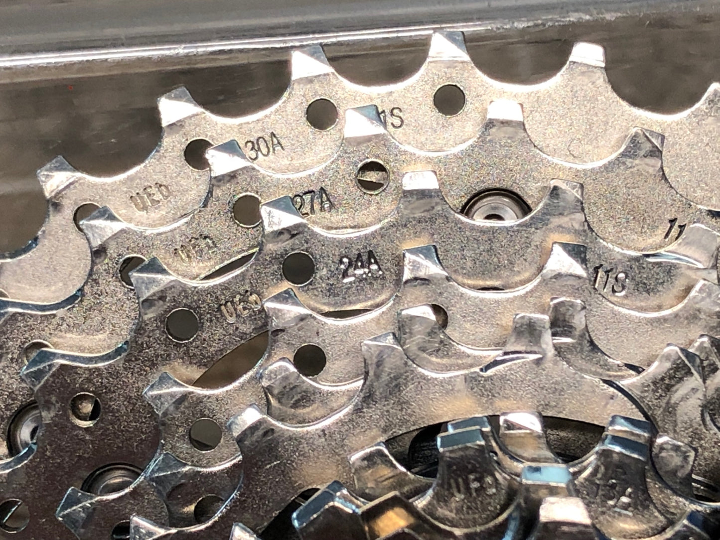 IH331 シマノ SHIMANO 105 CS-R7000 スプロケット 11-30T 11S