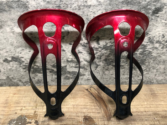 IX980 スパカズ SUPACAZ Flycage Ano アルミ ボトルケージ ペア 黒赤