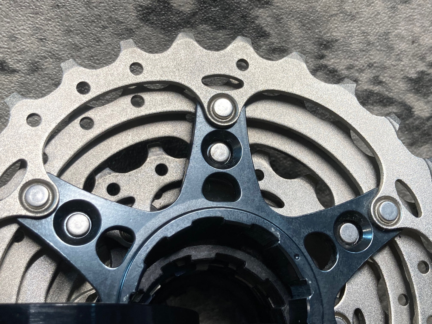 IQ031 シマノ SHIMANO アルテグラ ULTEGRA CS-R8000 スプロケット 12-28T 11s