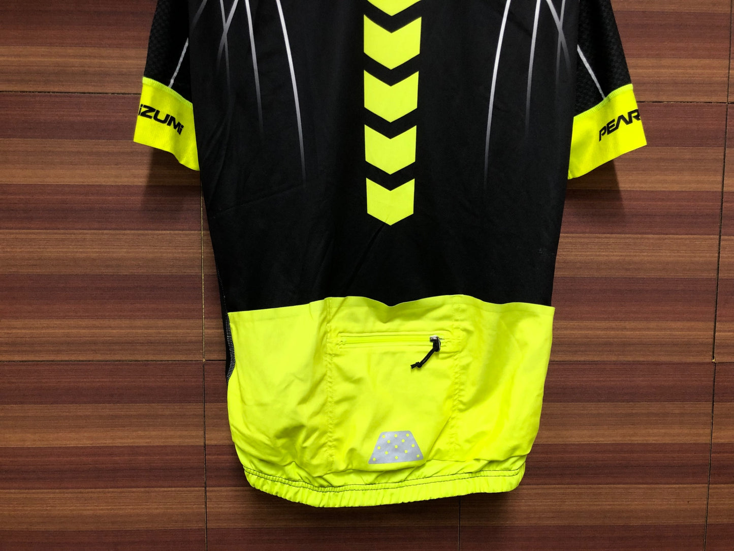 IT048 パールイズミ PEARL iZUMi 半袖 サイクルジャージ 黒 黄 XL
