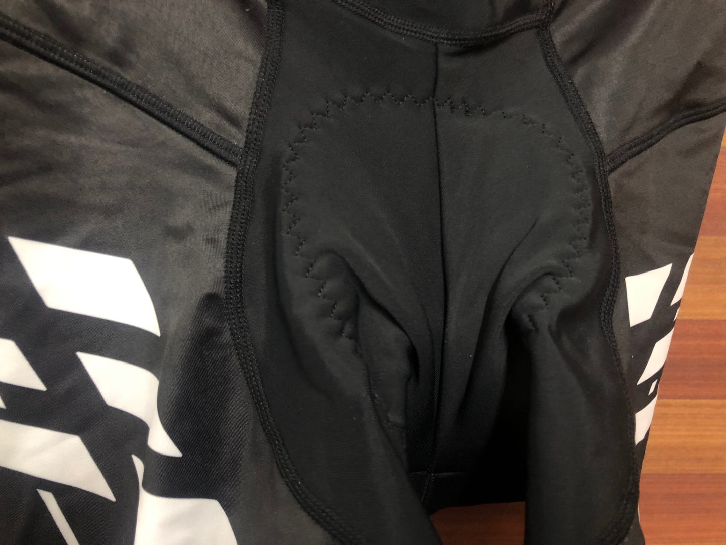 IN104 パールイズミ PEARL iZUMi レーサーパンツ XL 黒赤白