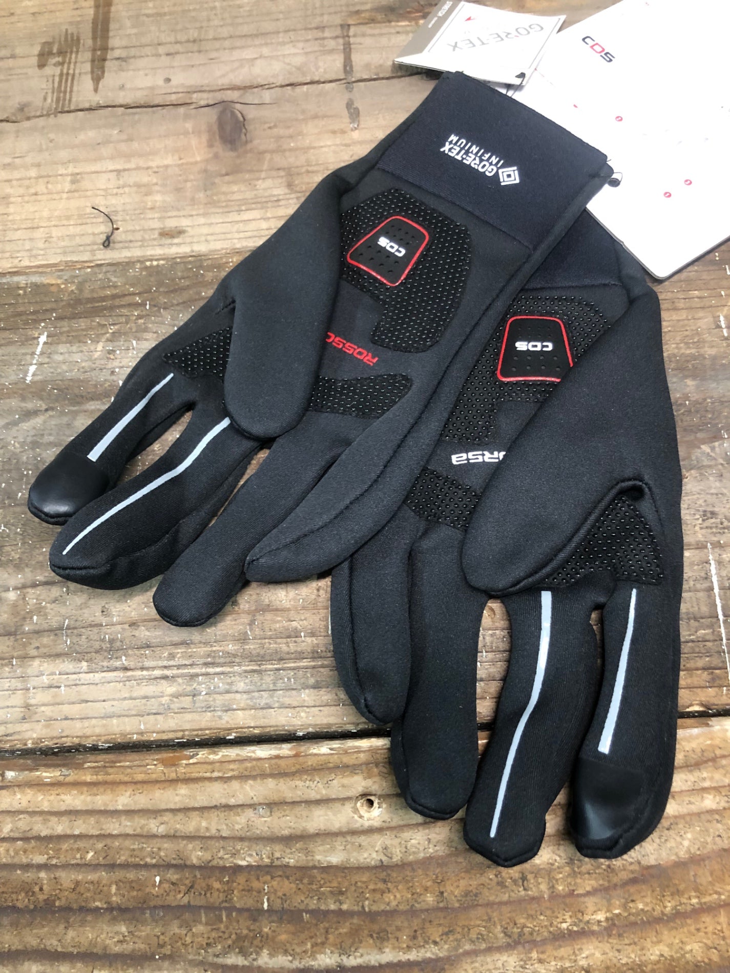 IQ259 カステリ CASTELLI ロッソコルサ ROSSO perfetto クロ―ブ 黒 XL GORE-TEX INFINIUM