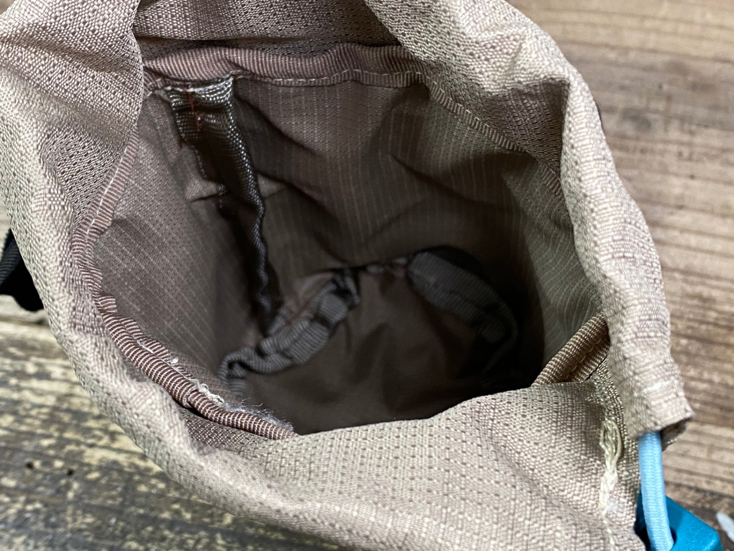 IZ988 ビッチン BTCHN stem bag sand ステムバッグ グリーン