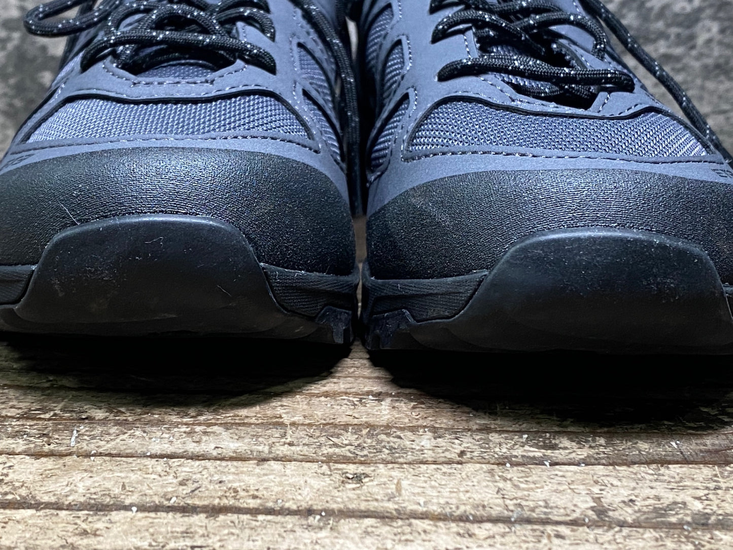 IY532 シマノ SHIMANO ET3 SHET300M G01 S シューズ グレー EU40