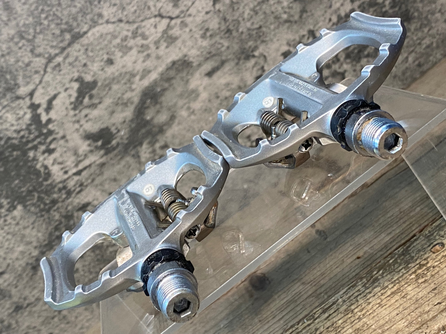 IY611 シマノ SHIMANO PD-A530 ビンディングペダル 片面フラット SPD 銀