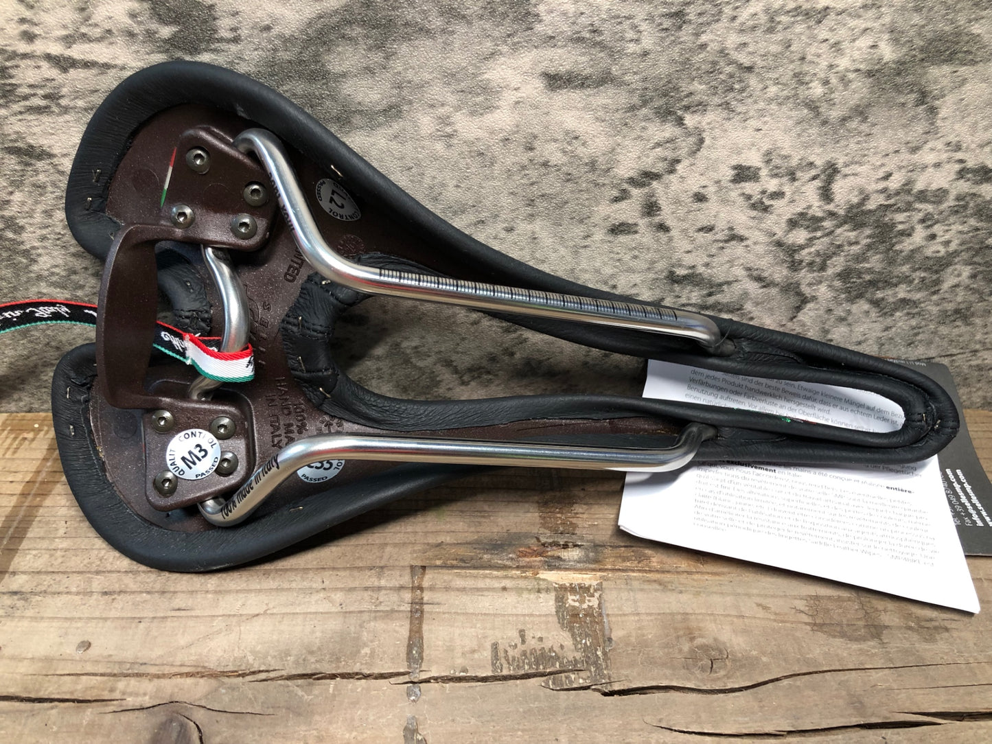 ID374 SELLE SMP forma サドル 黒 132mm inox tube 未使用