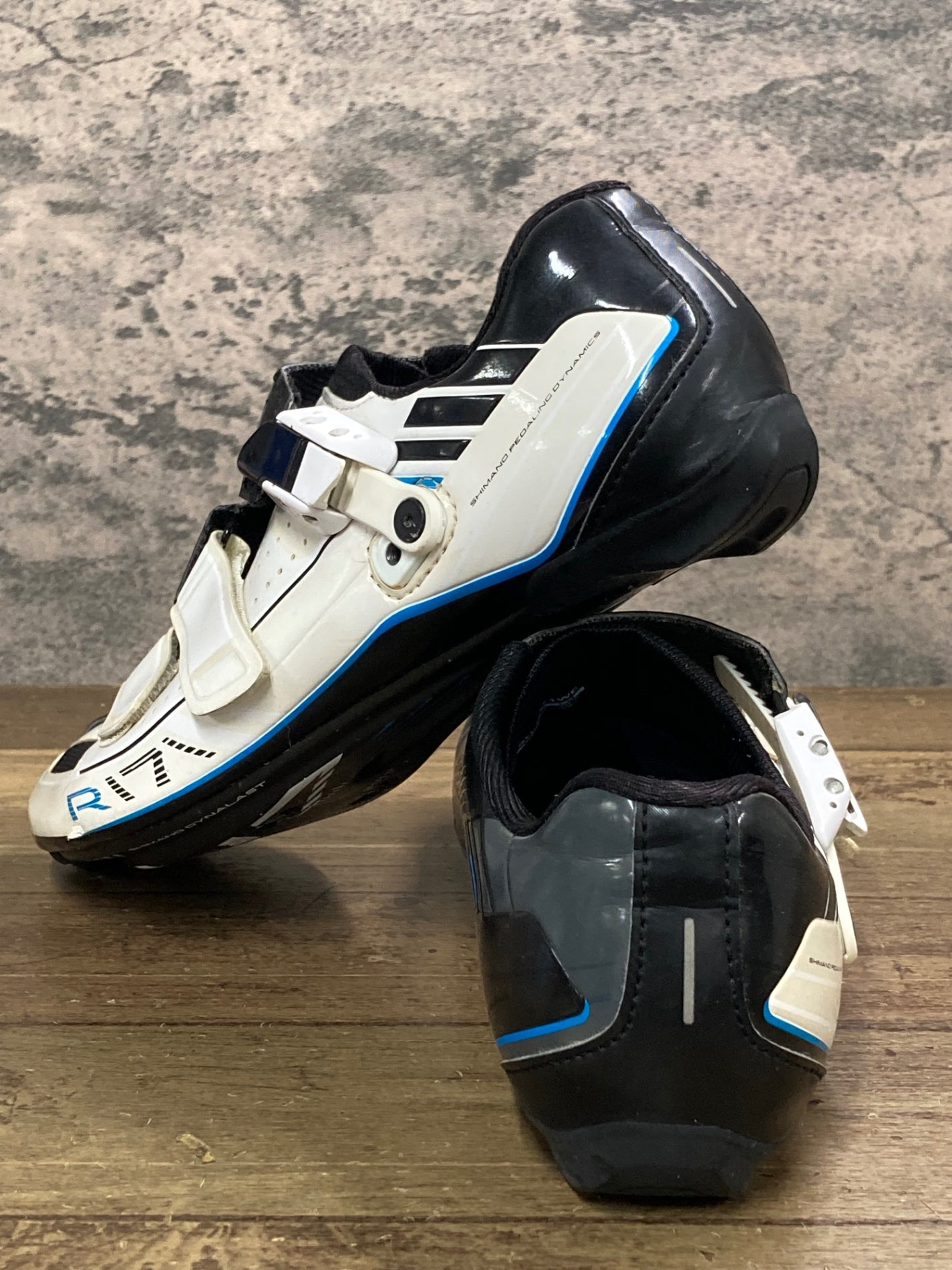 IZ362 シマノ SHIMANO SH-R171WE ビンディングシューズ EU42 白