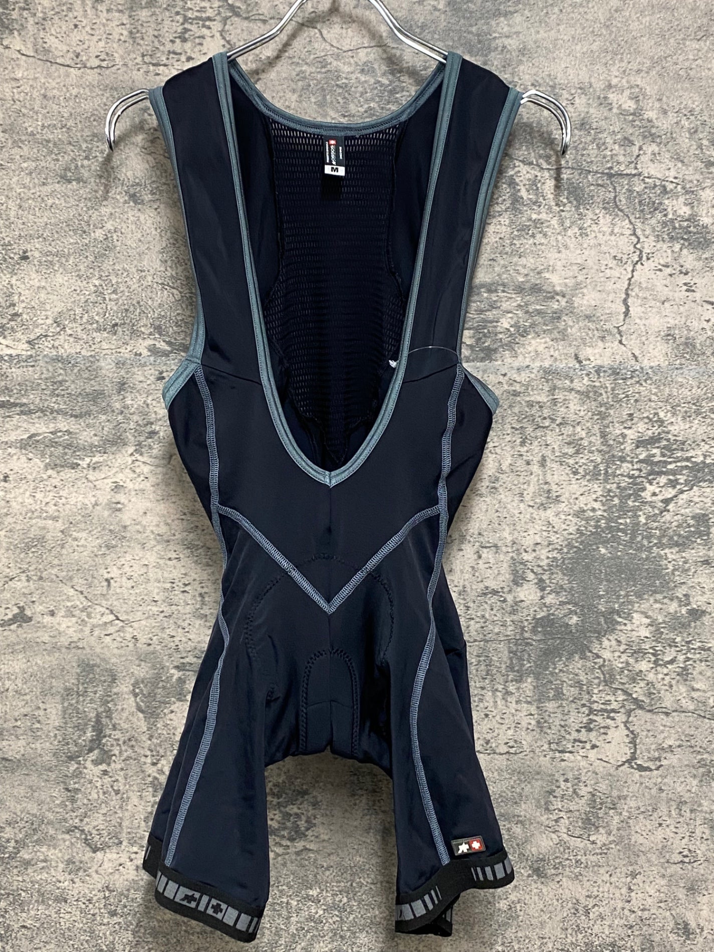 IY786 アソス assos ビブショーツ 黒 M