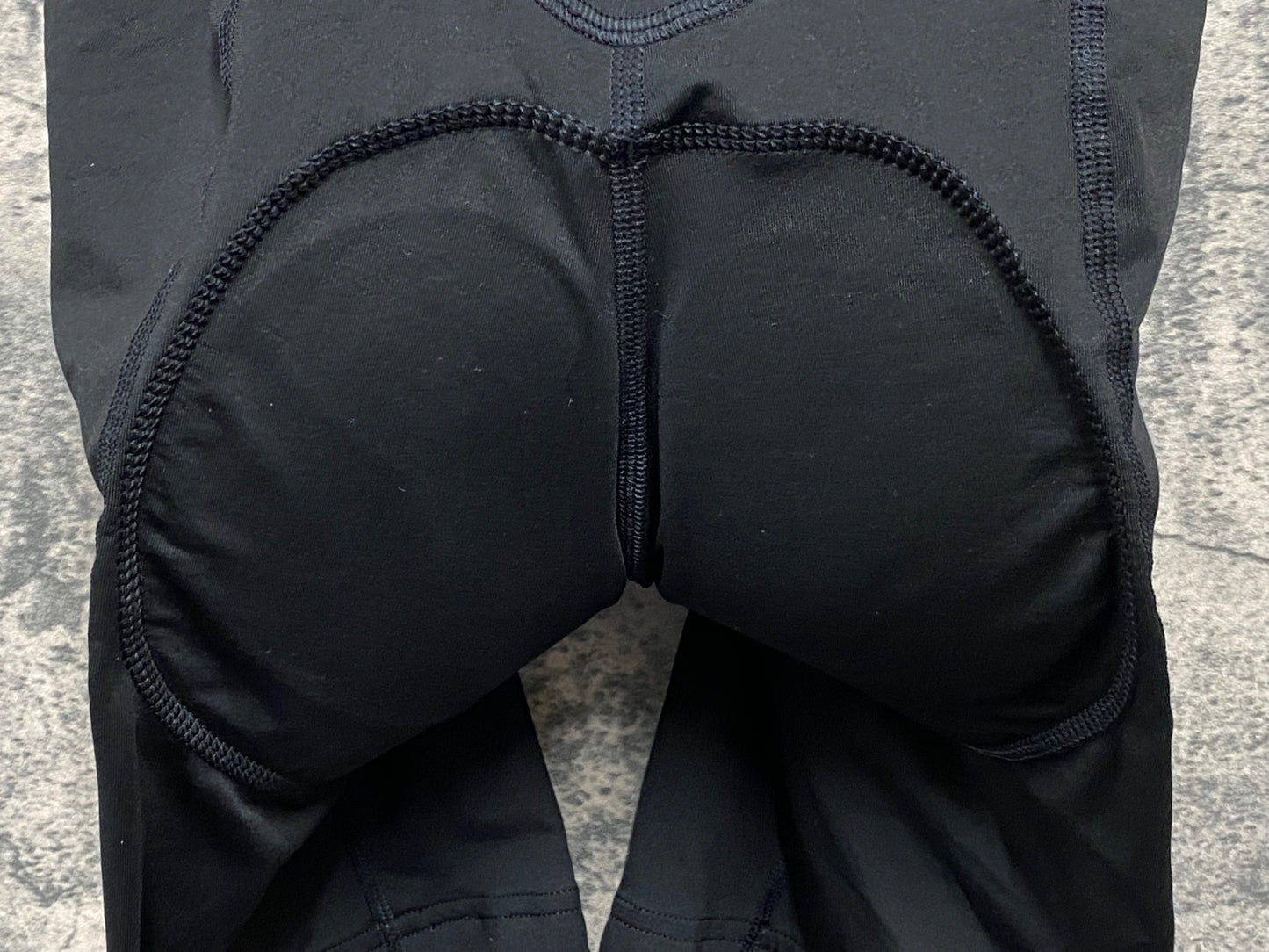 IZ999 ラファ Rapha クラシック ビブショーツ CLASSIC BIB SHORTS 黒 S パッド部傷み ロゴひび割れ