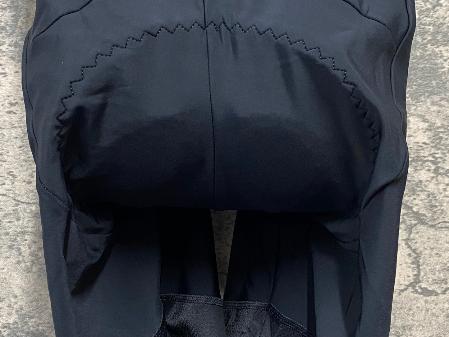 IZ104 ビオレーサー BiORACER ビブショーツ 黒 M