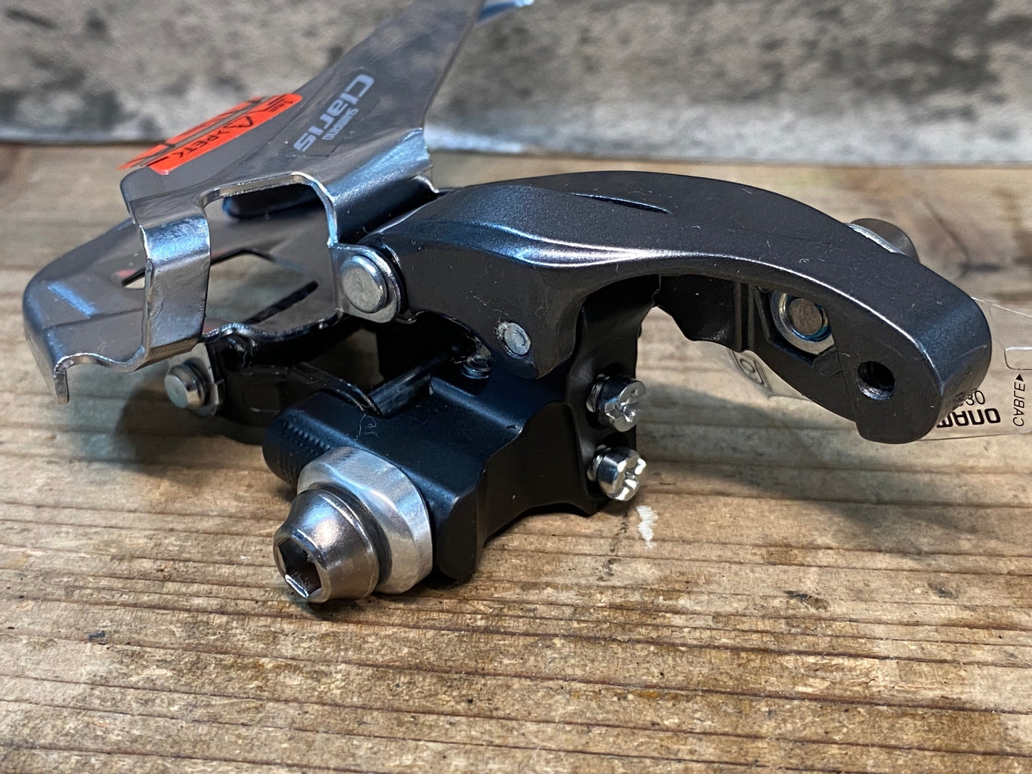 IQ422 シマノ SHIMANO クラリス CLARIS FD-R2000 フロントディレイラー 直付け 未使用