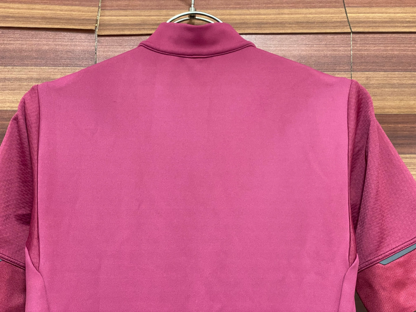 IV371 パールイズミ PEARL iZUMi 半袖 サイクルジャージ 赤紫 M