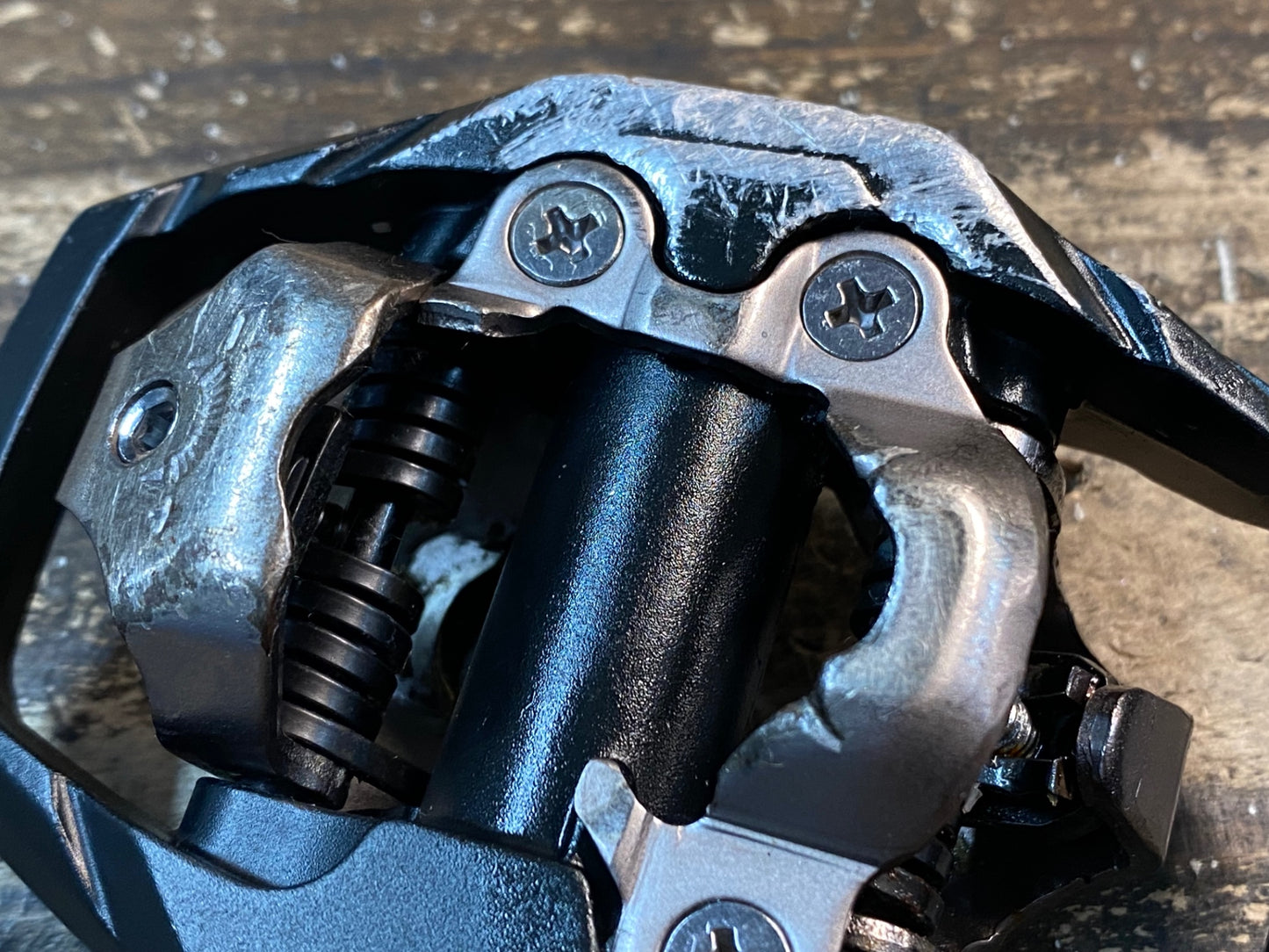 IW134 シマノ SHIMANO PD-M530 ビンディングペダル SPD