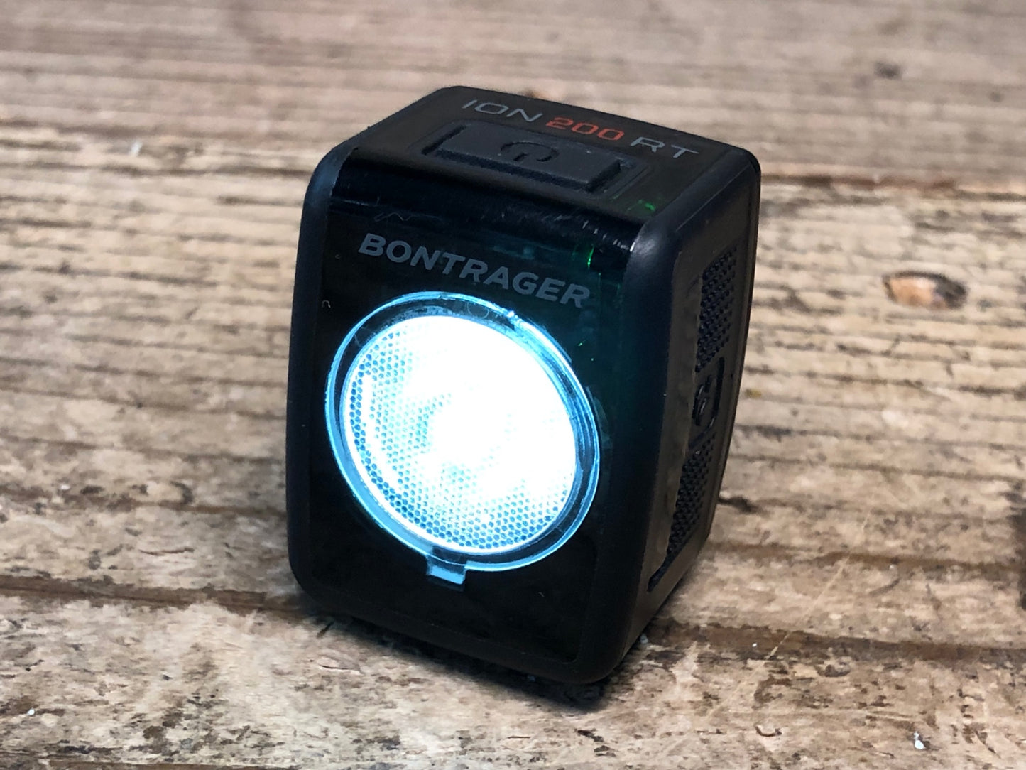 IW963 ボントレガー BONTRAGER ION 200 RT フロントライト 黒 点灯確認済