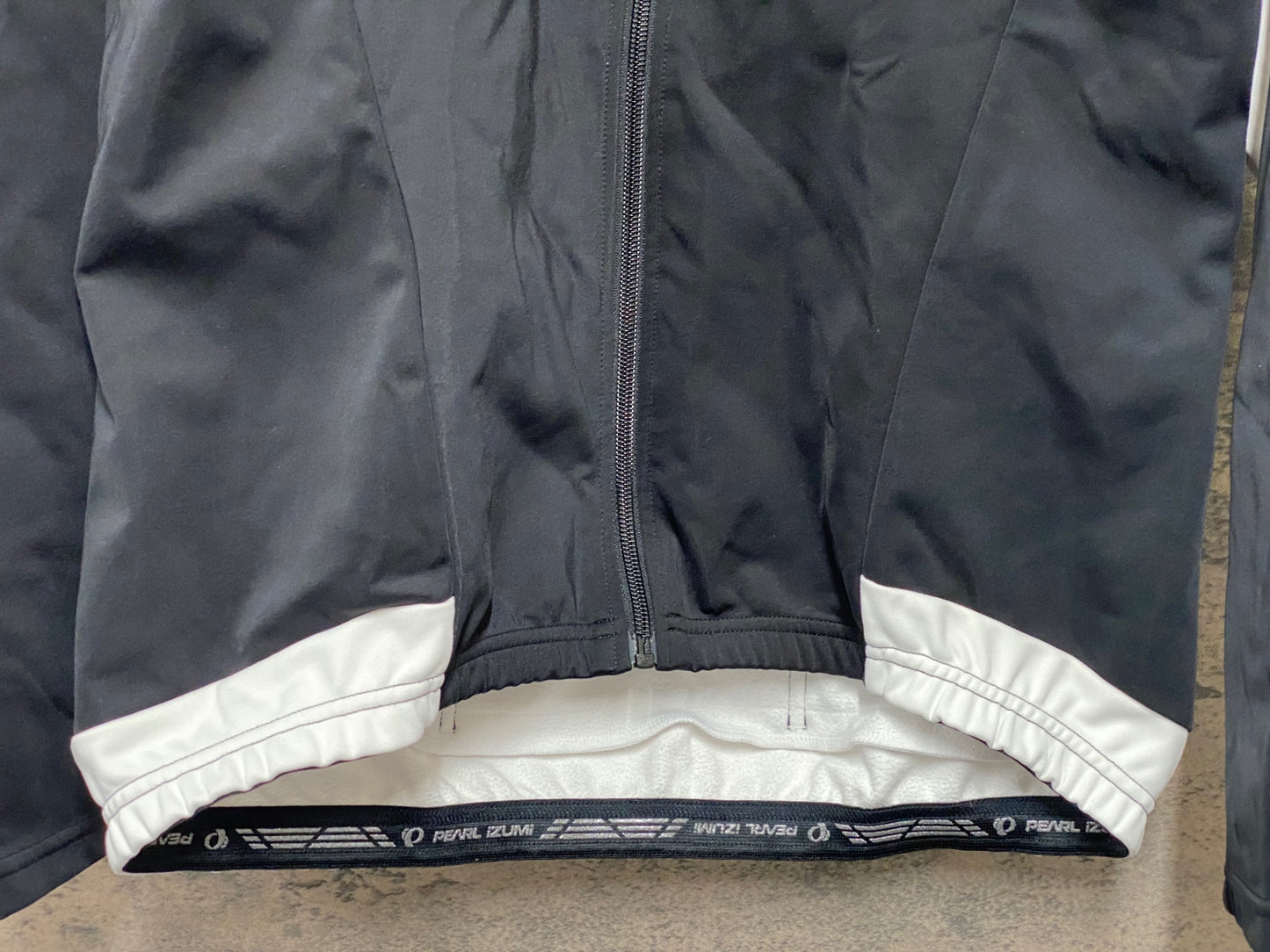 IZ517 パールイズミ PEARL iZUMi 長袖 サイクルジャケット 裏起毛 XL 黒白 袖汚れ