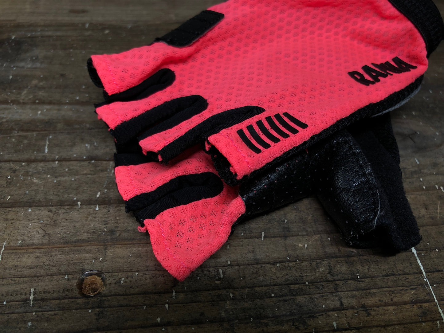 IN348 ラファ RAPHA グローブ 指ぬき ピンク サイズ表記不明