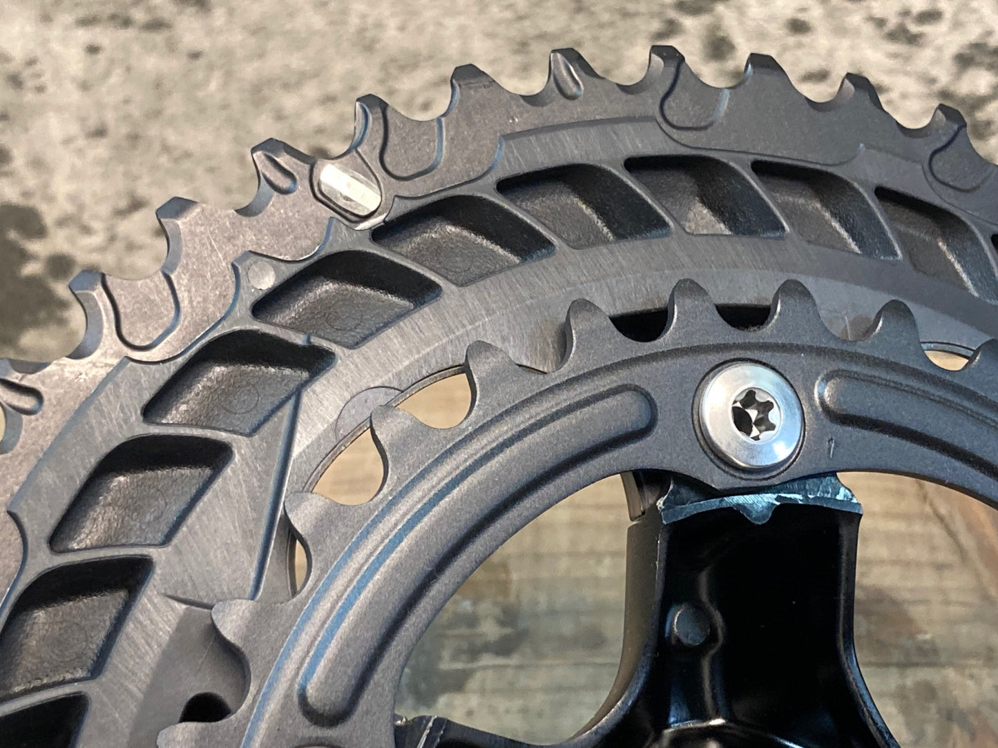 IQ096 シマノ SHIMANO 105 FC-R7100 クランクセット 50/34T 170mm