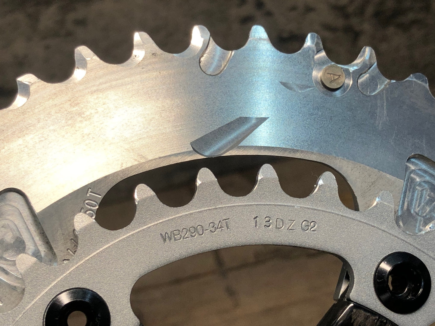 IS617 FSA SL-K Light カーボン クランクセット 172.5mm 50/34T Φ30