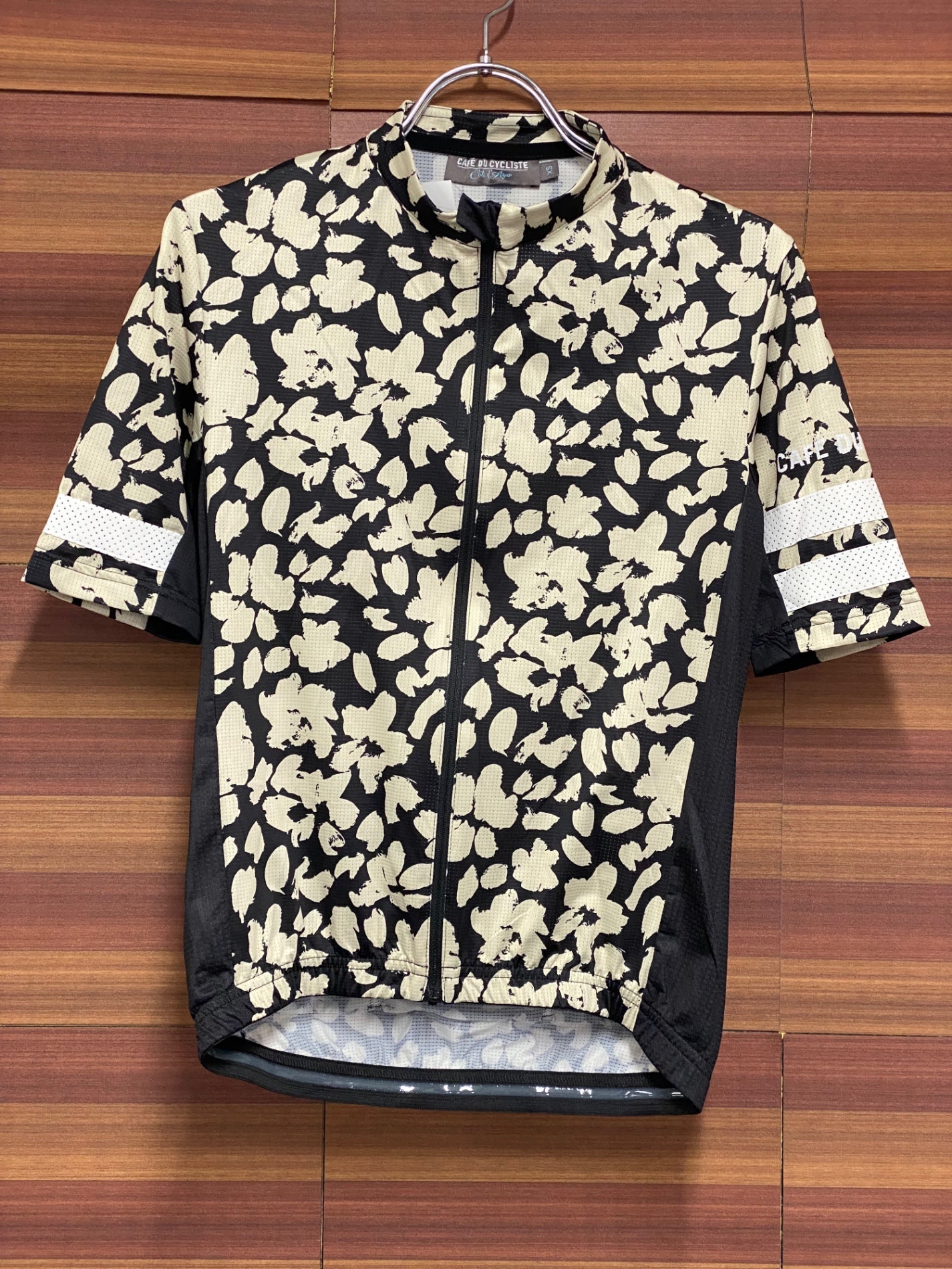 IU267 カフェドシクリステ Cafe du Cycliste FLORIANE Man 半袖 サイクルジャージ 黒 白 XS