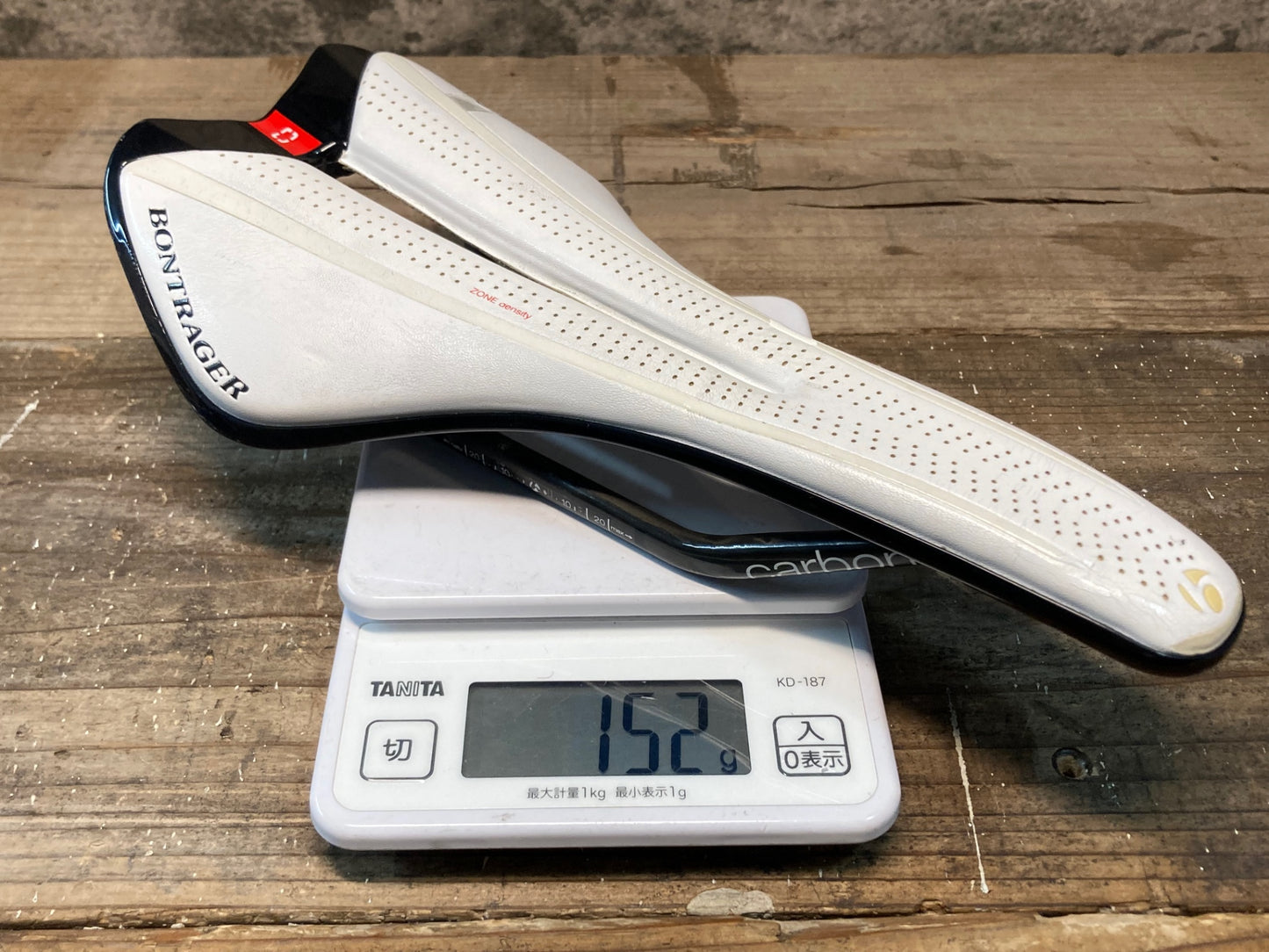 IO285 ボントレガー BONTRAGER パラダイム Paradigm XXX サドル カーボンレール 138㎜ ホワイト