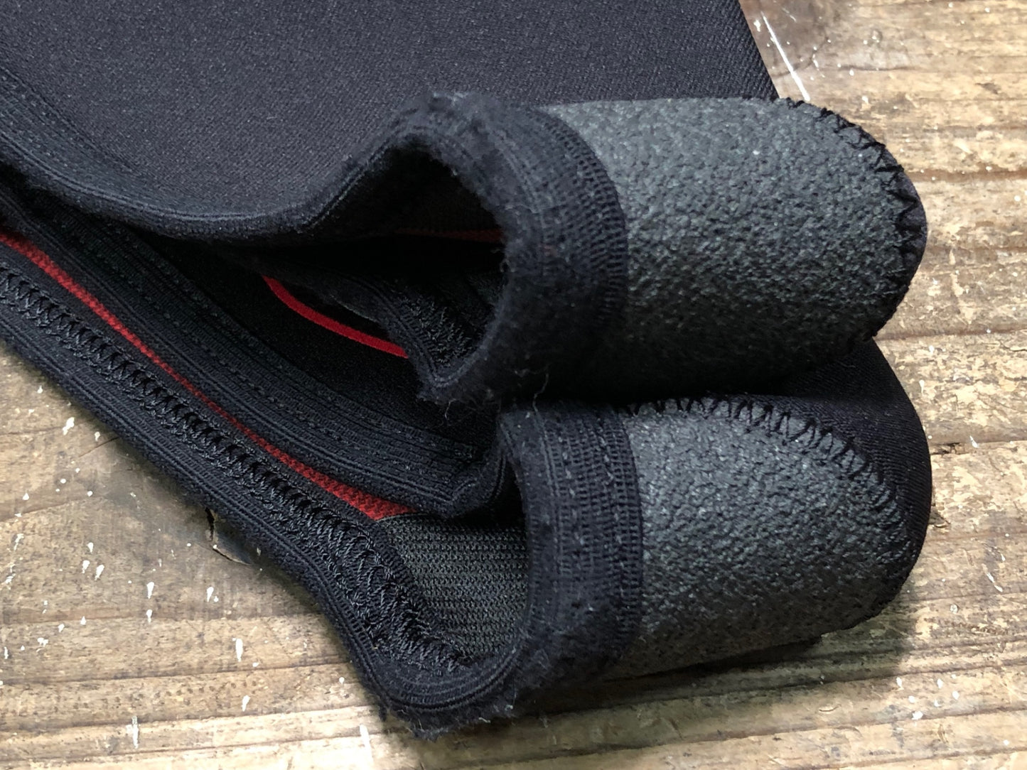 IU820 シマノ SHIMANO シューズカバー 黒 M