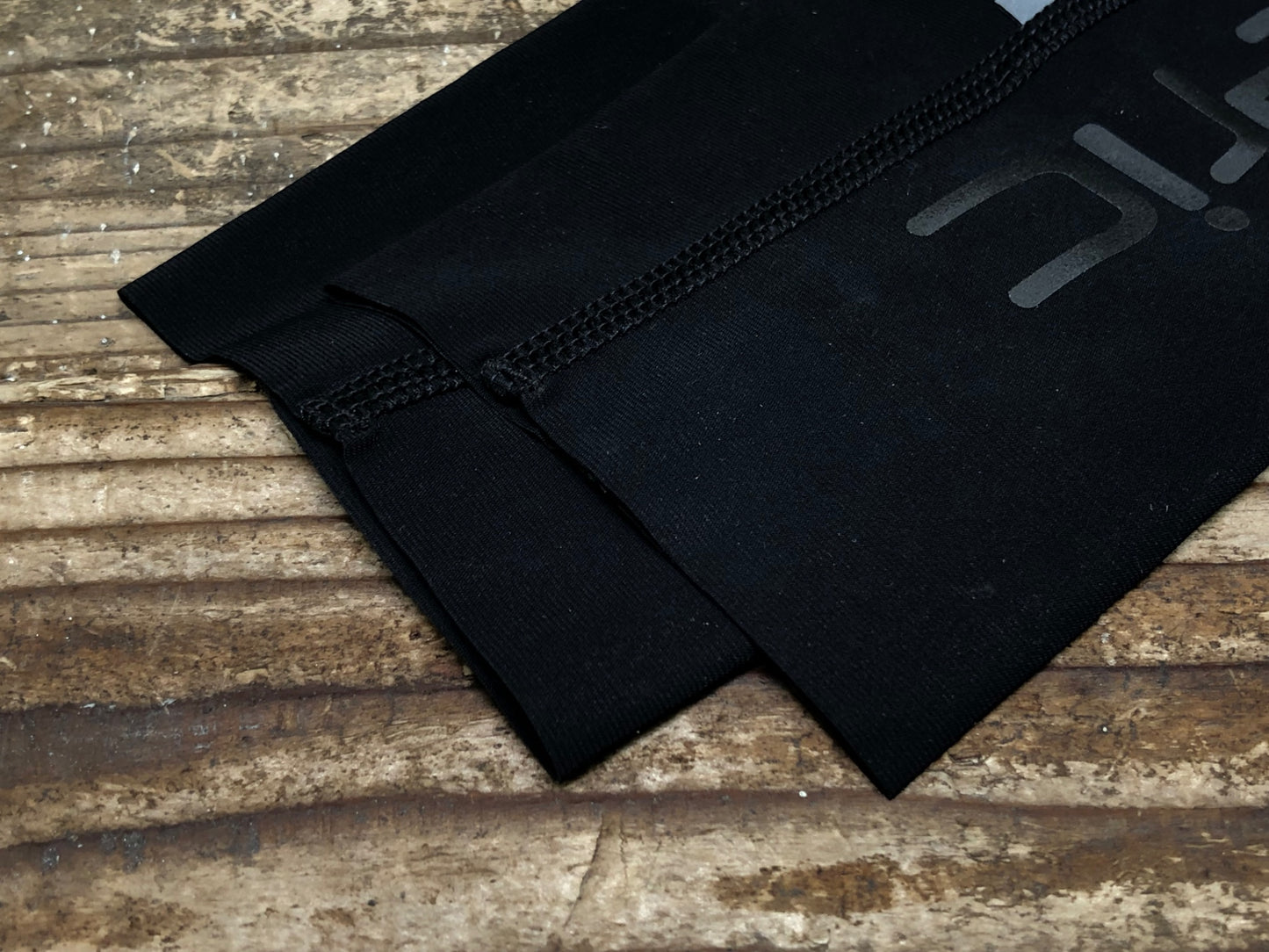 IX050 レリック reric Ursa UV Leg covers レッグカバー 黒 S