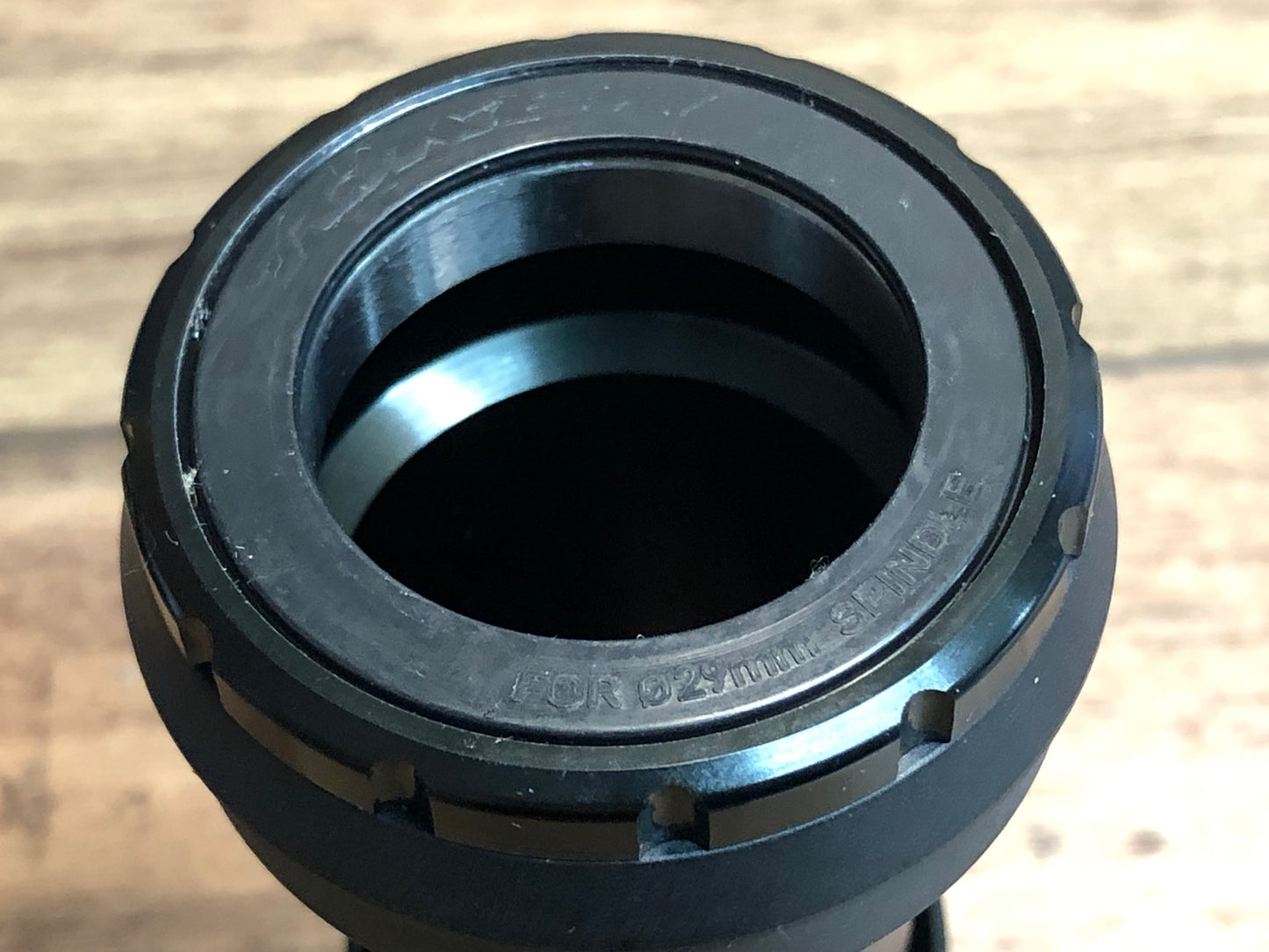 IR592 TOKEN BB4629 ボトムブラケット BB30