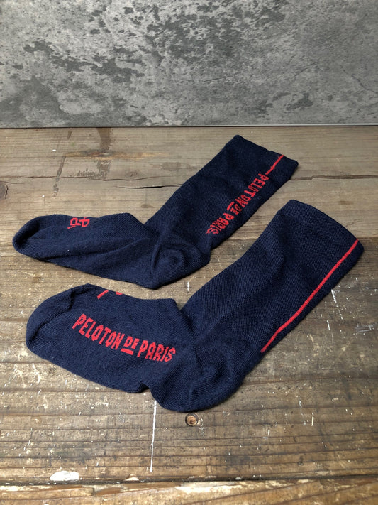 IO488 プロトンド パリ PELOTON DE PARIS ソックス 靴下 黒赤 US4~6