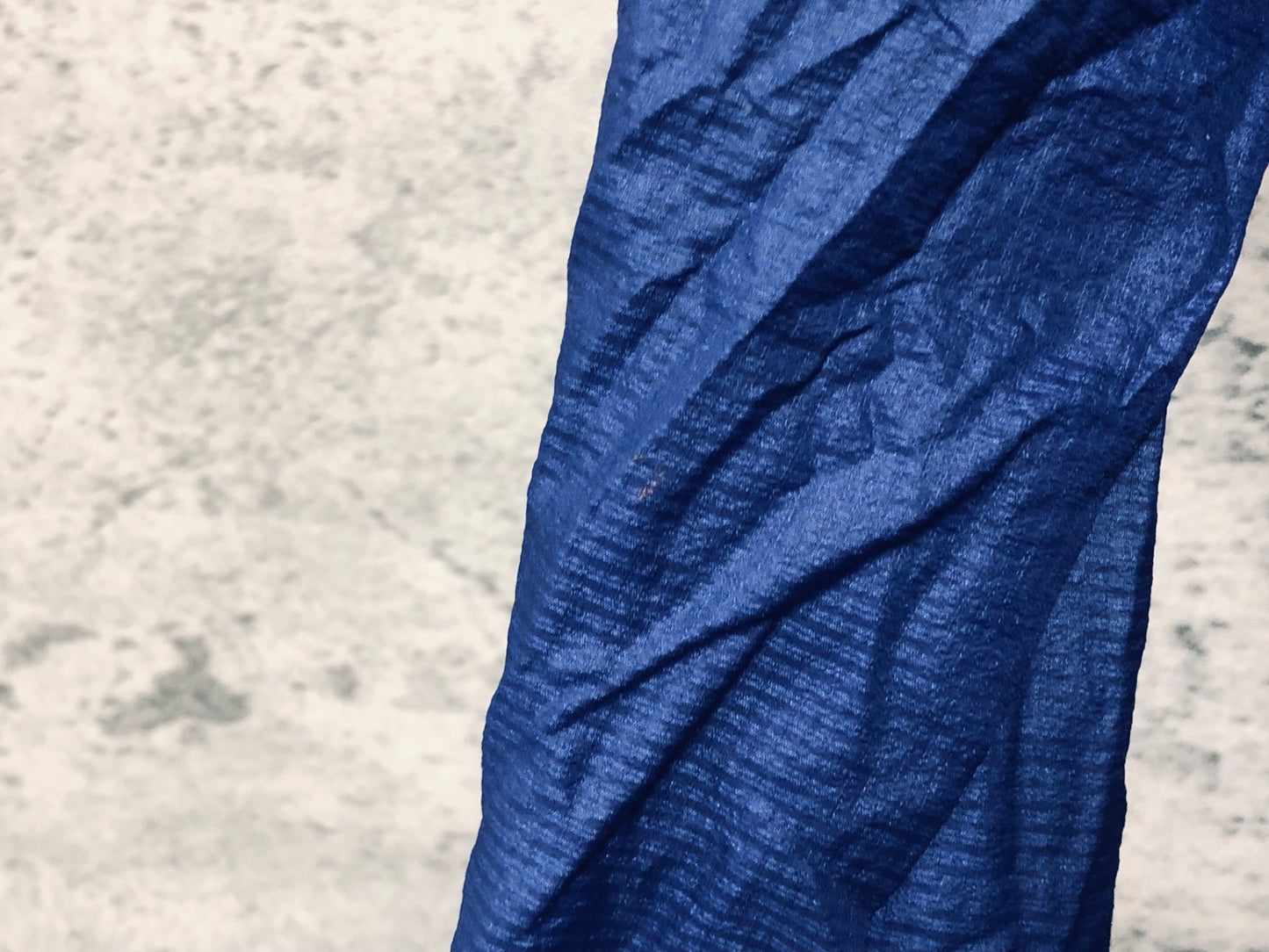 IY270 カステリ CASTELLI 長袖 ウィンドブレイカー 青 L