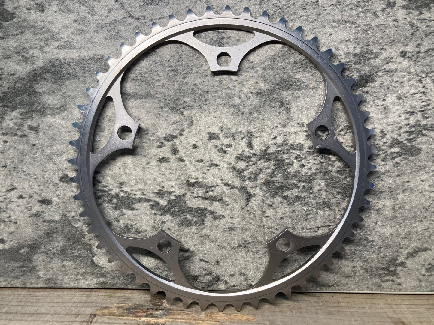 IP856 シマノ SHIMANO デュラエース DURA-ACE NJS チェーンリング 52T PCD144 トラック