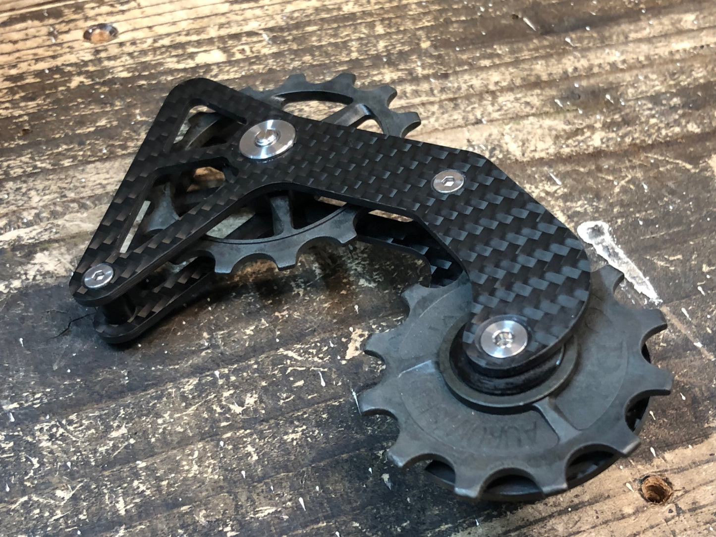 IW336 カーボンドライジャパン CDJ ビッグプーリー V3 R9100/R8000用 フルセラミック ショート