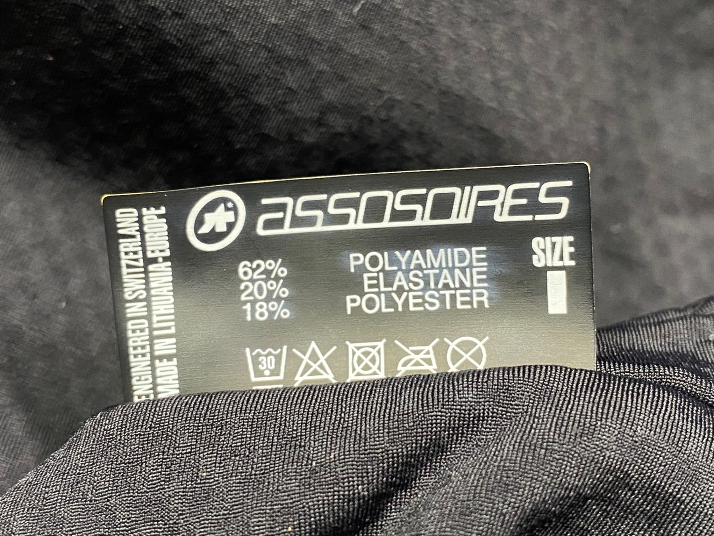 IT966 アソス Assos legFoil レッグカバー 黒 1