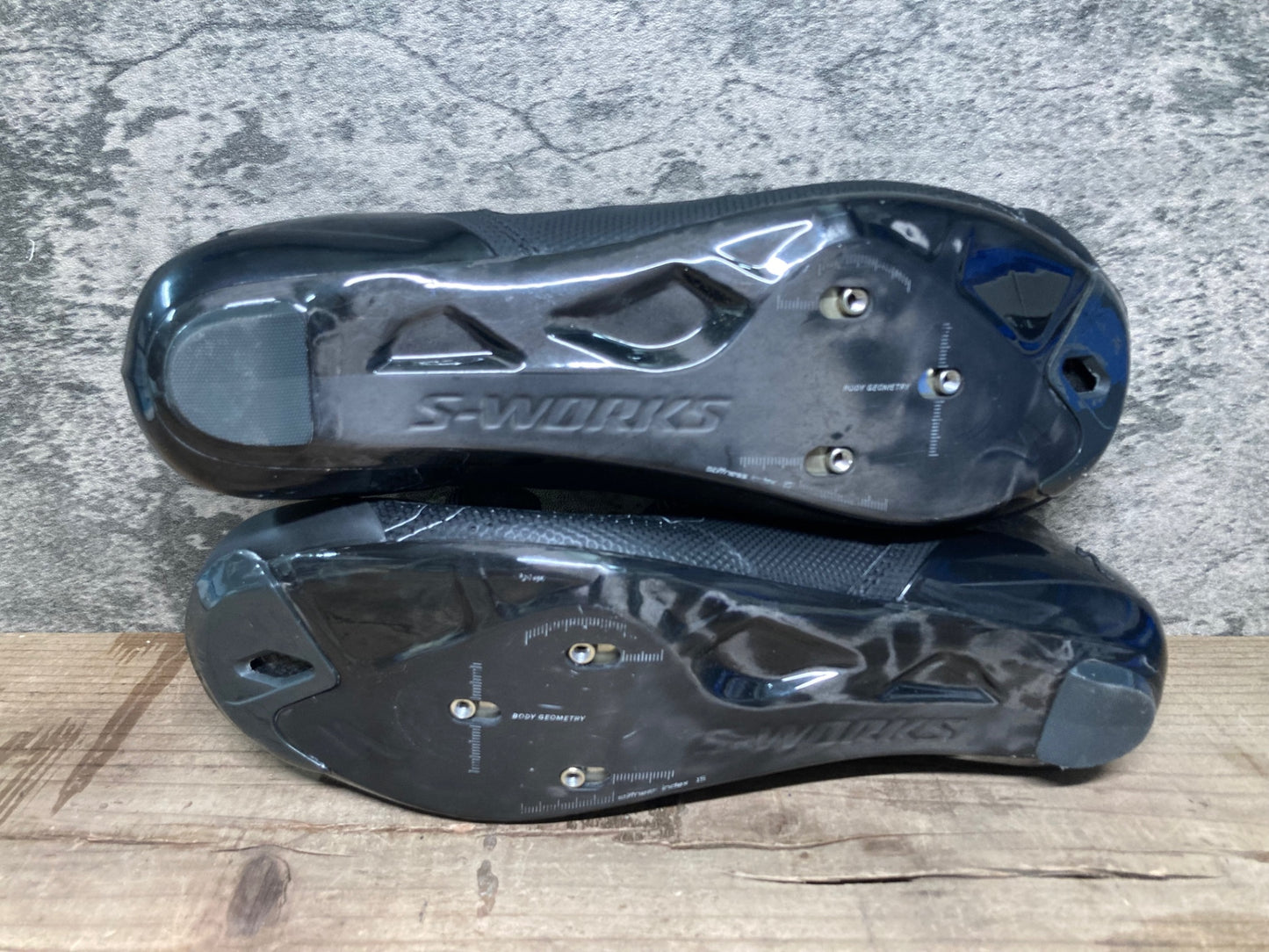 IY575 スペシャライズド SPECIALIZED エスワークス S-WORKS ARES ビンディングシューズ 黒 EU 41