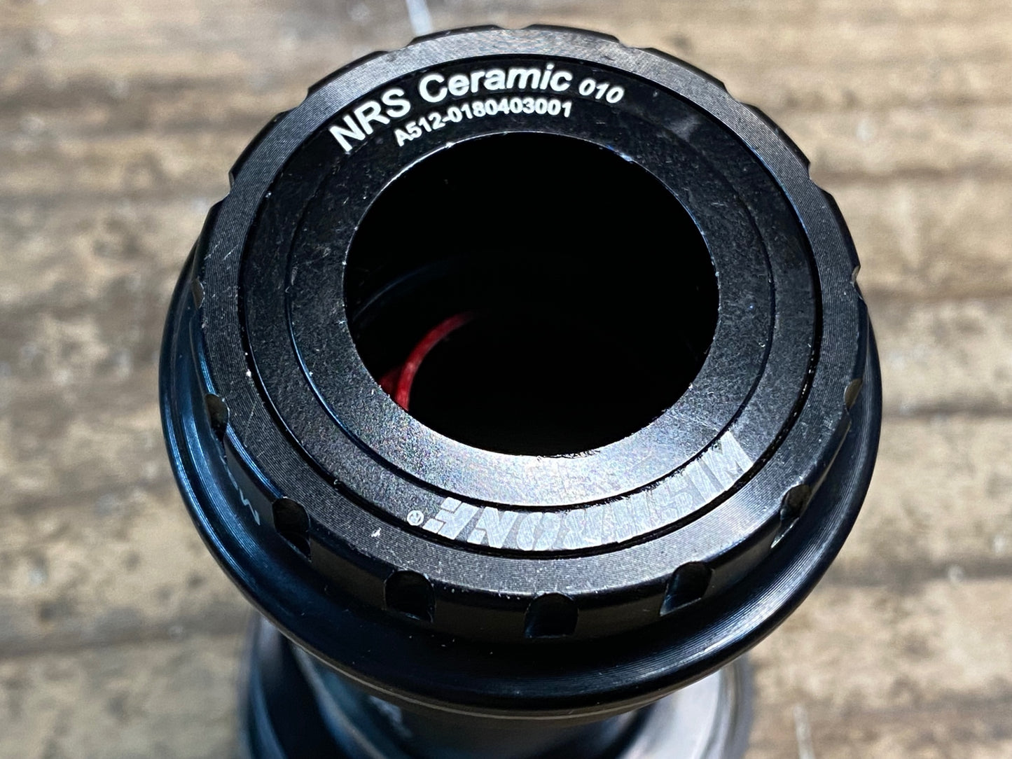 IX760 ウィッシュボーン WISHBONE PF3024 ボトムブラケット CERAMIC 68mm シャフト径Φ24