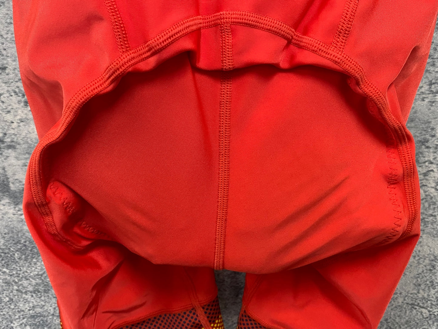 IY729 ルコックスポルティフ le coq sportif ビブショーツ 赤 SS