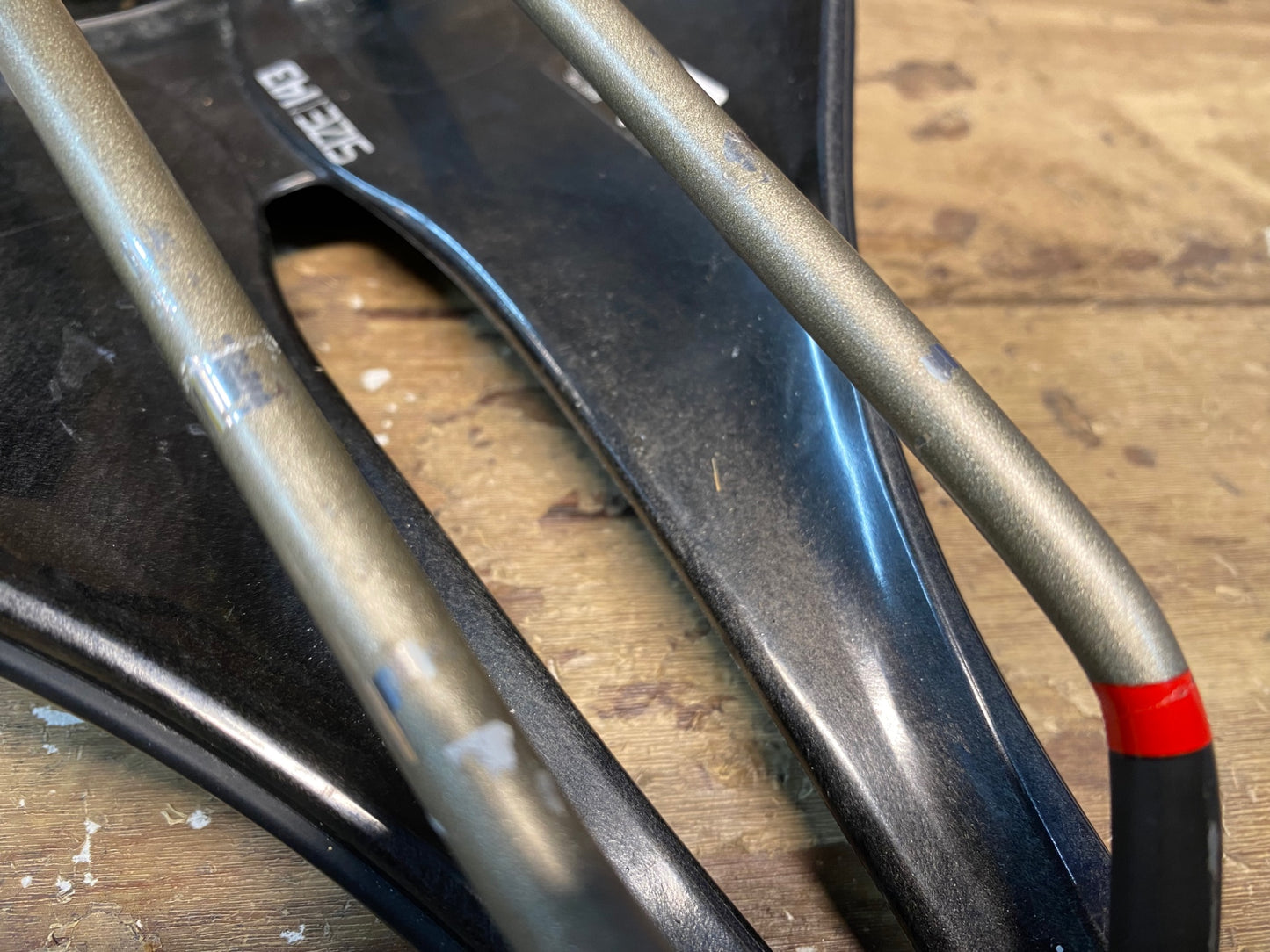 II734 プロロゴ prologo ディメンション DIMENTION サドル TIROXレール 143mm 黒