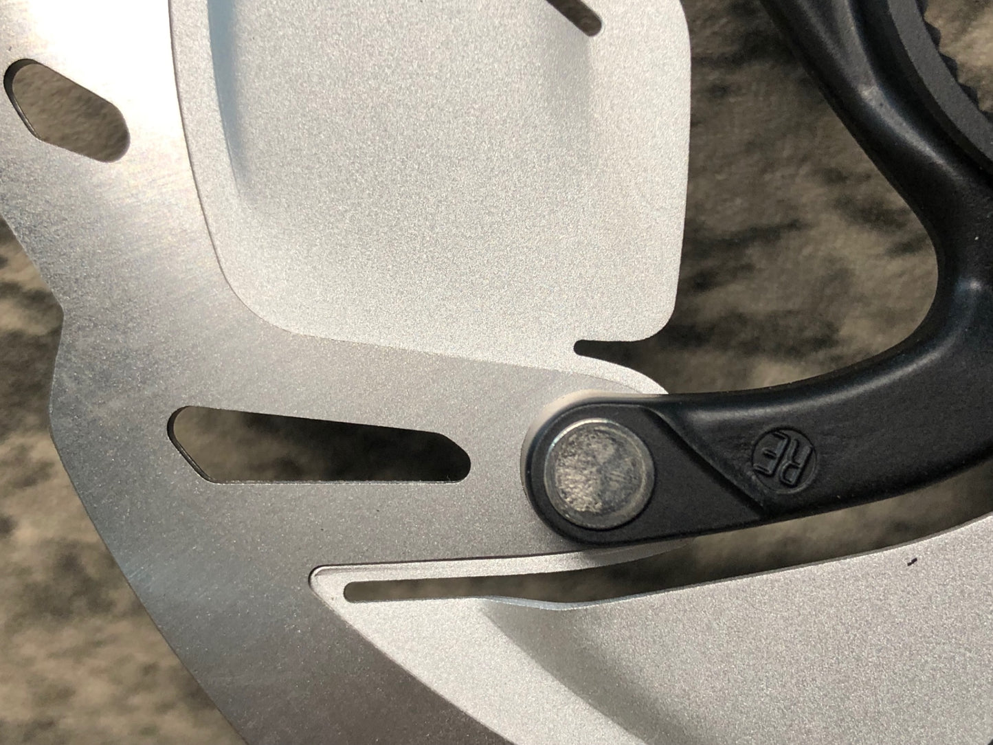 IZ717 シマノ SHIMANO アルテグラ ULTEGRA SM-RT800-S ディスクブレーキロータ― Φ160