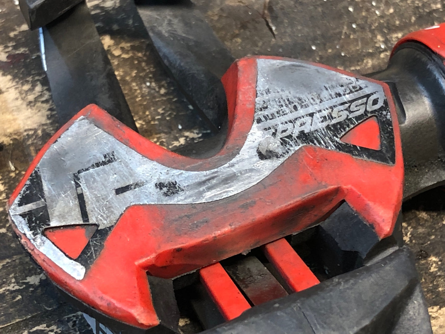 IZ640 タイム TIME XPRESSO12 ビンディングペダル チタンシャフト 赤